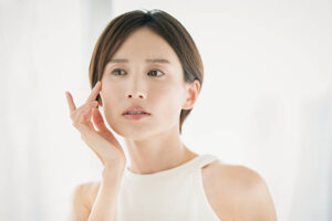 シミができる原因とは?皮膚科でできる治療と予防